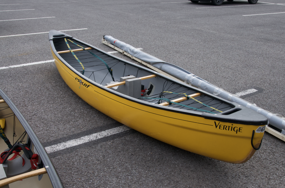 Whitewater canoe solo