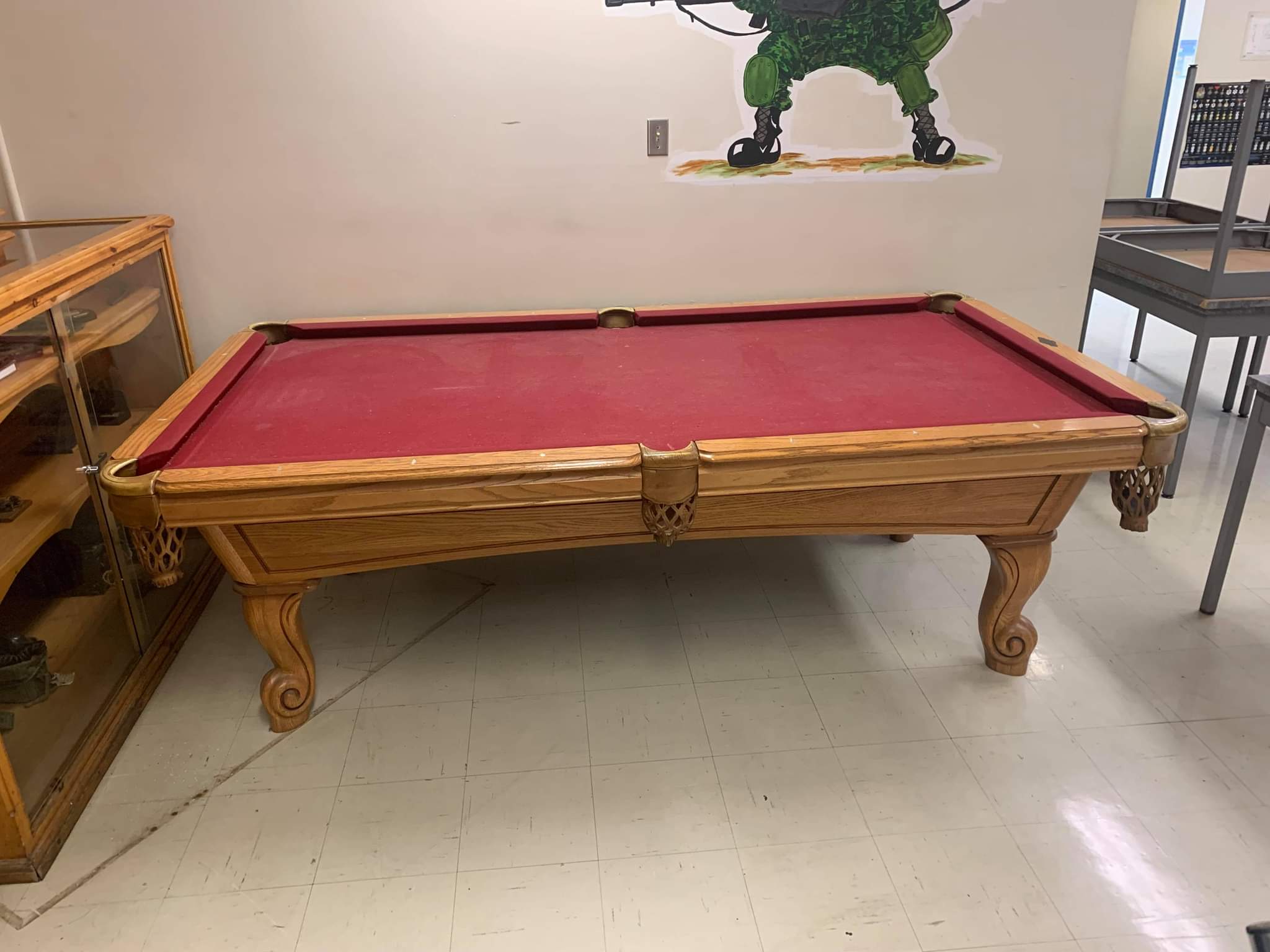 Pool table with accessorie